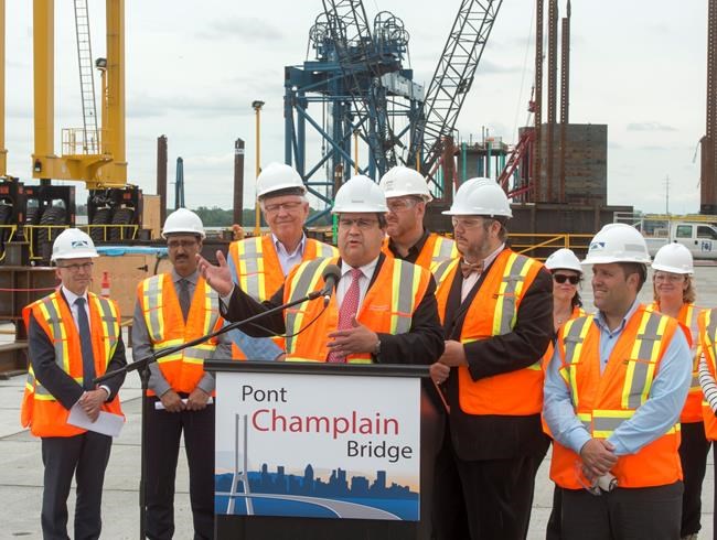 Abandoning tolls on Montreal's new federal bridge project could save $300M: memo | iNFOnews.ca