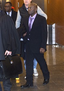 Cabbie pleads not guilty to running down man in altercation caught on video | iNFOnews.ca