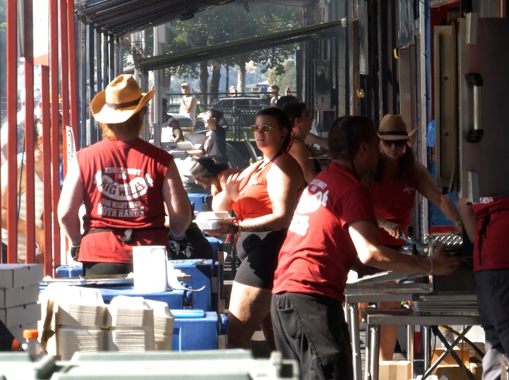 iN VIDEO: Ribfest takes over City Park | iNwine