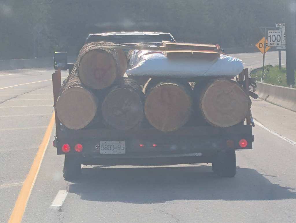 iN PHOTOS: Head-scratching sights on roads in Okanagan, Kamloops | iNwheels iN PHOTOS: Head-scratching sights on roads in Okanagan, Kamloops | iNwheels