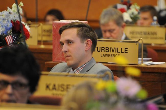 South Dakota lawmaker quits over sexual contact with interns | iNFOnews.ca South Dakota lawmaker quits over sexual contact with interns | iNFOnews.ca