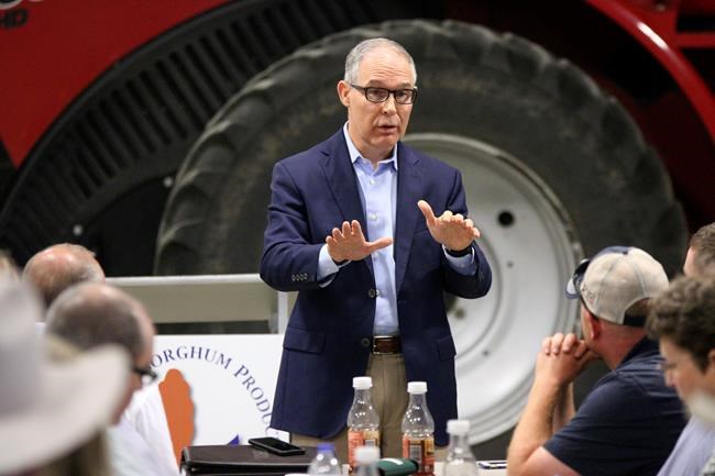 Farmers in Trump country protest Pruitt's ethanol policies | iNFOnews.ca Farmers in Trump country protest Pruitt's ethanol policies | iNFOnews.ca