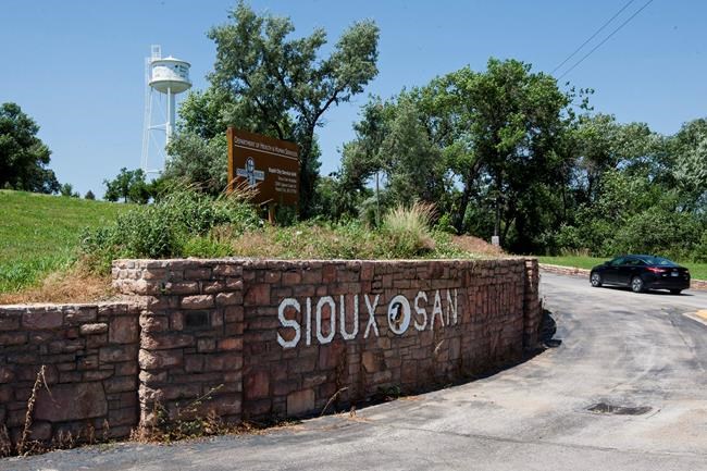 Indian Health Service sets standards for patient wait times | iNFOnews.ca