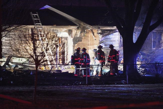 The Latest: Philanthropists die in South Dakota plane crash | iNFOnews.ca