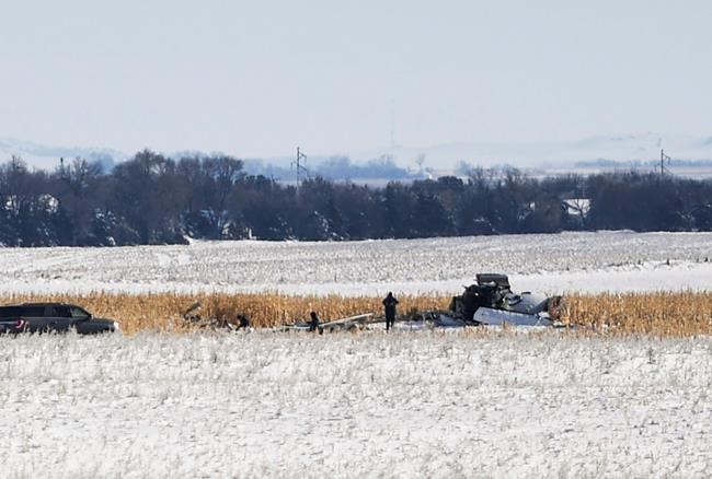 Idaho community mourns 9 relatives killed in plane crash | iNFOnews.ca