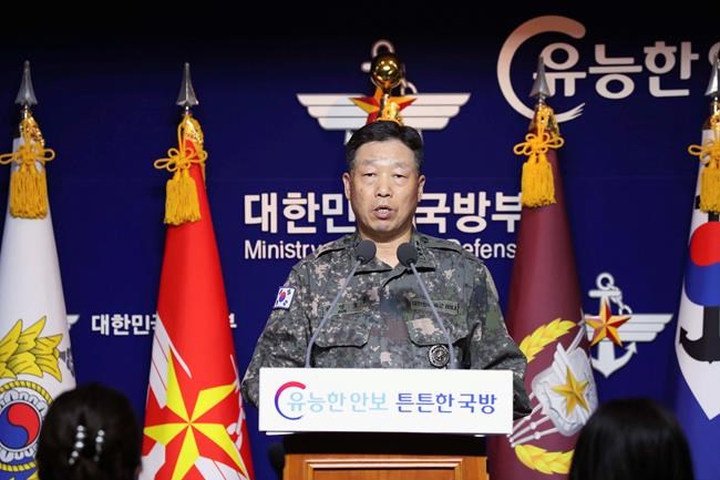 Seoul: North Korea kills S. Korean official, burns his body | iNFOnews.ca Seoul: North Korea kills S. Korean official, burns his body | iNFOnews.ca