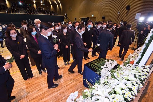 Funeral for Seoul mayor held as allegation details emerge | iNFOnews.ca Funeral for Seoul mayor held as allegation details emerge | iNFOnews.ca