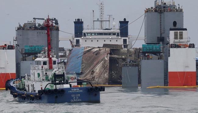 Corroded South Korean ferry loaded onto transport vessel | iNFOnews.ca