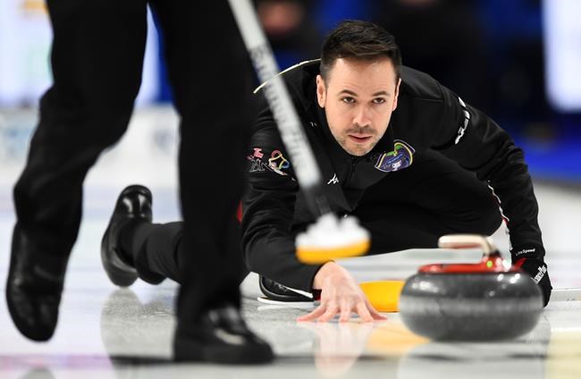 Manitoba's Gunnlaugson falls to Gushue in Tim Hortons Brier debut | iNFOnews.ca