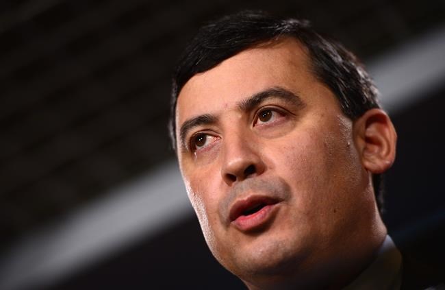 CPC leadership candidate Michael Chong pitches tax overhaul based on carbon tax | iNFOnews.ca