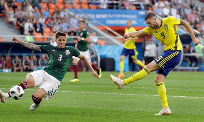 Sweden dominates Mexico 3-0, but both head to knockout round | iNFOnews.ca