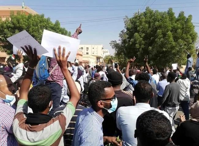 Sudan protesters show resilience, employ Arab Spring tactics | iNFOnews.ca CP1159270821