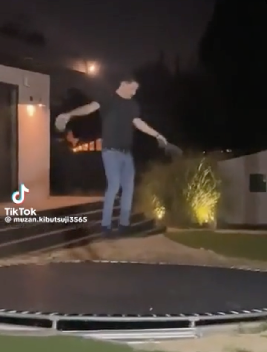 TRENDING NOW: Magic trampoline makes man disappear | iNFOnews.ca