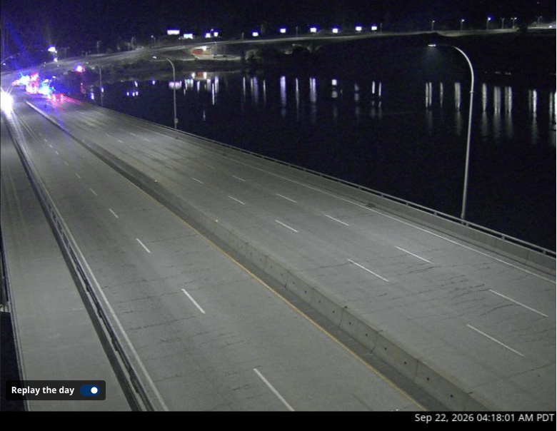 UPDATE: Traffic flowing again on Bennett Bridge following car crash | iNwheels driveBC screenshot of bennett bridge