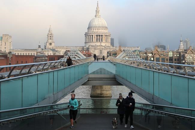 Queen Elizabeth II and husband receive COVID-19 vaccinations | iNFOnews.ca