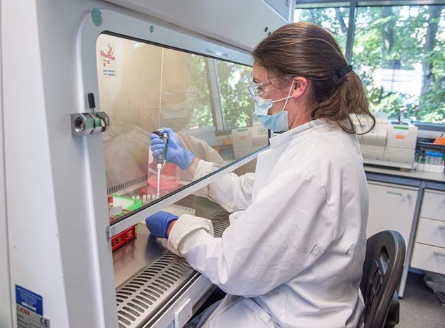 UK coronavirus vaccine prompts immune response in early test | iNFOnews.ca UK coronavirus vaccine prompts immune response in early test | iNFOnews.ca
