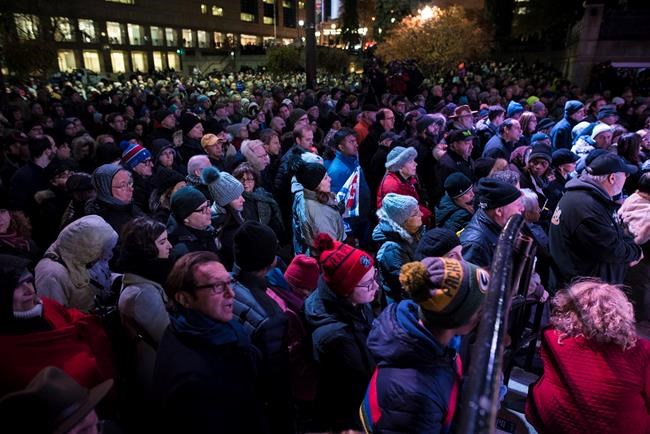 Hundreds gather in Montreal to remember victims of attack on Pittsburgh synagogue | iNFOnews.ca