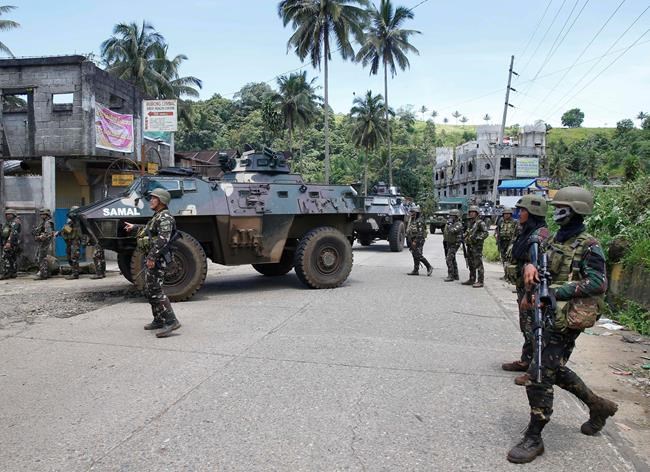 Philippine troops capture key bridge near Marawi militants | iNFOnews.ca Philippine troops capture key bridge near Marawi militants | iNFOnews.ca