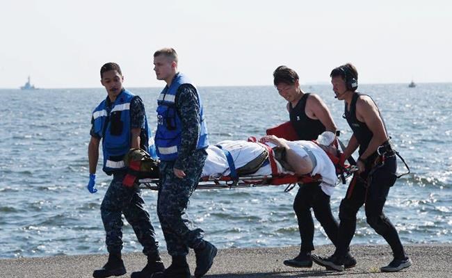 7 Navy crew missing, skipper hurt after collision off Japan | iNFOnews.ca