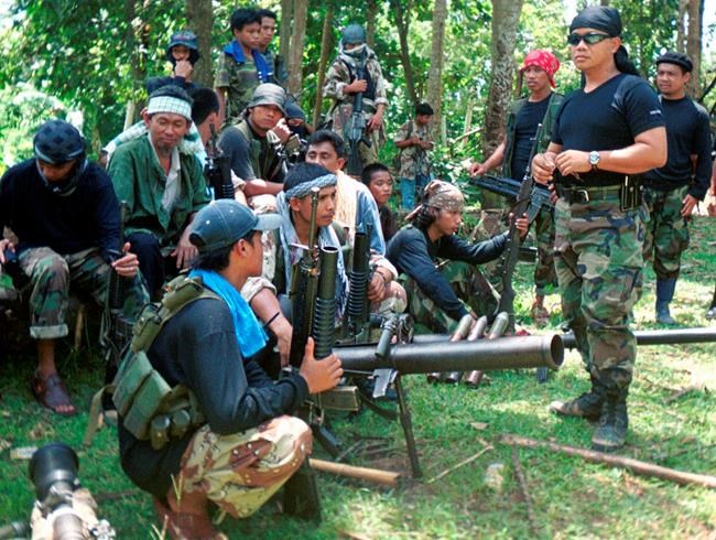Philippine troops kill Egyptian, 2 Filipino militants | iNFOnews.ca Philippine troops kill Egyptian, 2 Filipino militants | iNFOnews.ca