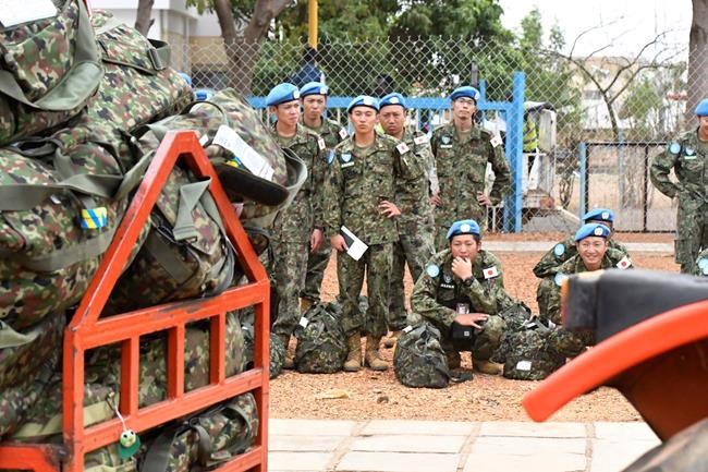 Japan public split on idea to cite military in constitution | iNFOnews.ca CP298715553