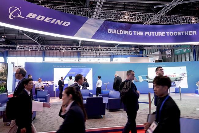 Elbow bumps and bows: Singapore air show opens despite virus | iNFOnews.ca Elbow bumps and bows: Singapore air show opens despite virus | iNFOnews.ca