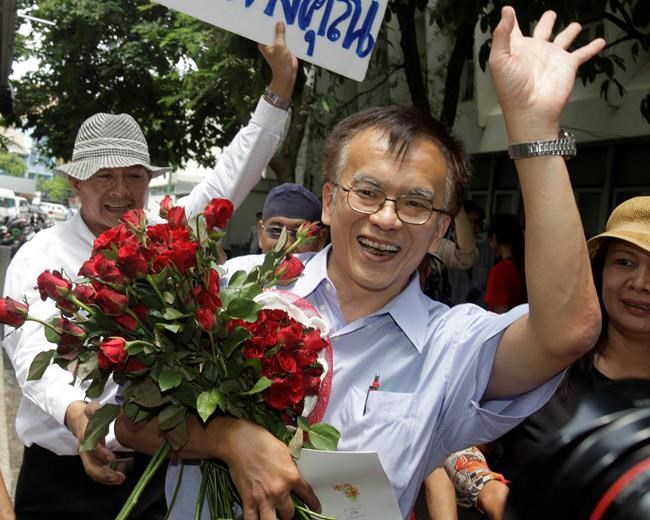 Caricature of Thai scholar raises money for dissidents | iNFOnews.ca CP1990822513