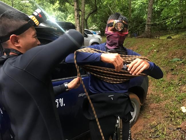 The Latest: Divers re-enter Thai cave to search for 12 boys | iNFOnews.ca The Latest: Divers re-enter Thai cave to search for 12 boys | iNFOnews.ca