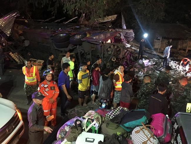 18 dead as Thai tour bus loses control, crashes off road | iNFOnews.ca