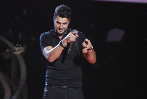 Luke Bryan wins CMA entertainer of the year | iNFOnews.ca CP30589075