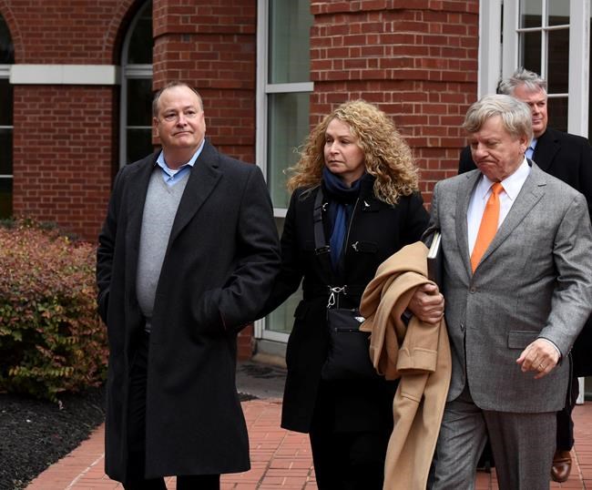 Tennessee Gov. Haslam: Not a witness in federal fraud case | iNFOnews.ca Tennessee Gov. Haslam: Not a witness in federal fraud case | iNFOnews.ca