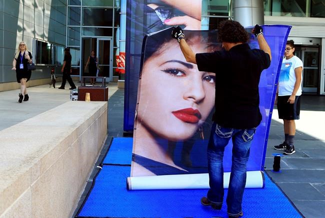 Fans frustrated after Selena makeup line sells out | iNFOnews.ca