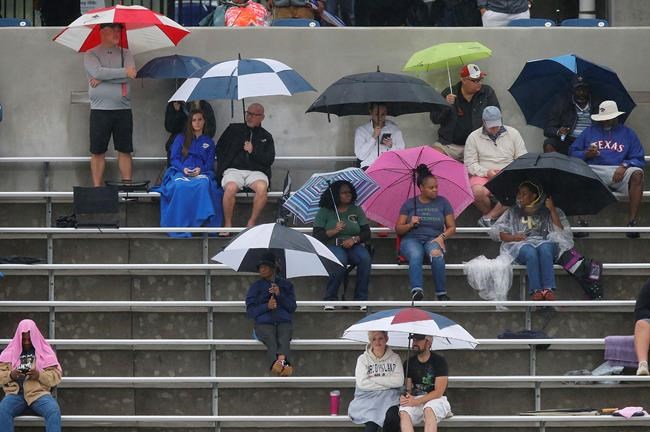Storms dump record rain in Oklahoma and cause death in Texas | iNFOnews.ca