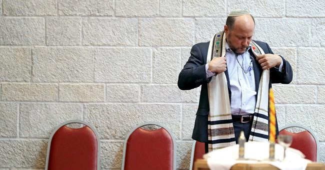 Teen's bar mitzvah gives Houston chance to commiserate, heal | iNFOnews.ca