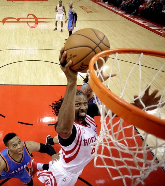 Rockets advance with 105-99 win over Thunder | iNFOnews.ca