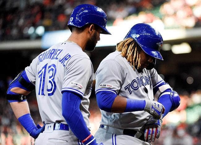 Jays third baseman Guerrero Jr. leaves game after getting hit by pitch | iNFOnews.ca