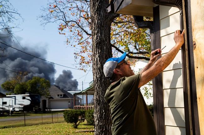 3 hurt at Texas chemical plant hit by 2 massive explosions | iNFOnews.ca 3 hurt at Texas chemical plant hit by 2 massive explosions | iNFOnews.ca