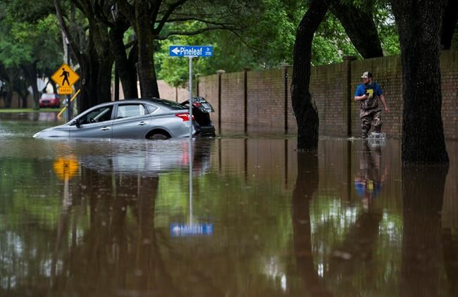 Schools close in Houston area after storms drench area | iNFOnews.ca Schools close in Houston area after storms drench area | iNFOnews.ca
