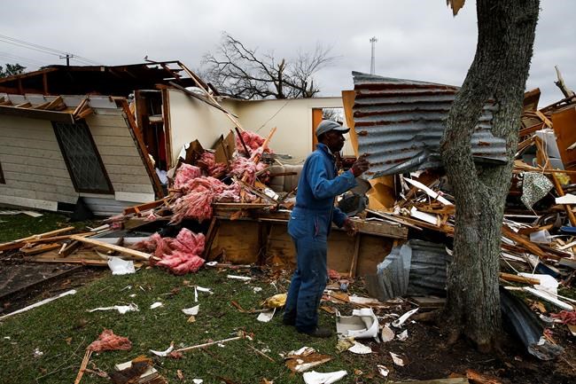Texas woman, 2 children pulled from rubble left by tornado | iNFOnews.ca