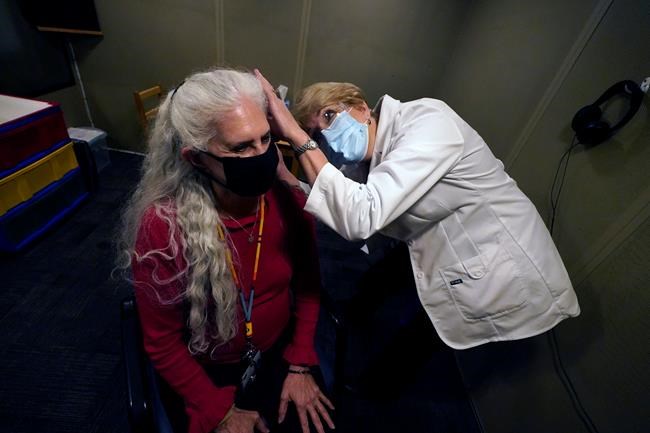 Can you repeat that? Hearing trouble more obvious with masks | iNFOnews.ca Can you repeat that? Hearing trouble more obvious with masks | iNFOnews.ca