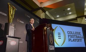 College football's new playoff has lots of star power, but familiar problems surface | iNFOnews.ca CP31022562