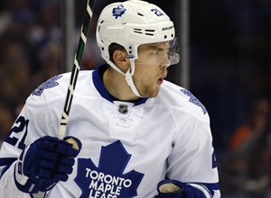 Kessel's two goals lifts Maple Leafs to 5-2 win over Islanders | iNFOnews.ca CP30377592