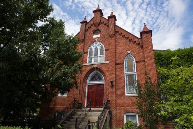 Fear, resolve and more security at Charlottesville's temple | iNFOnews.ca