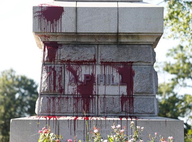 Police say Confederate monument in Richmond vandalized | iNFOnews.ca Police say Confederate monument in Richmond vandalized | iNFOnews.ca