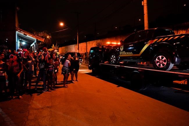 Thieves raid Sao Paulo airport terminal, flee with gold | iNFOnews.ca CP1108281527