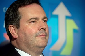 Lagging immigration reform in U.S. good for Canada: federal jobs minister | iNFOnews.ca CP29407472