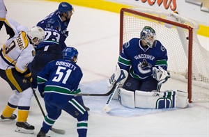 Filip Forsberg scores twice, sets up another to lead Preds over Canucks 3-1 | iNFOnews.ca CP30542360