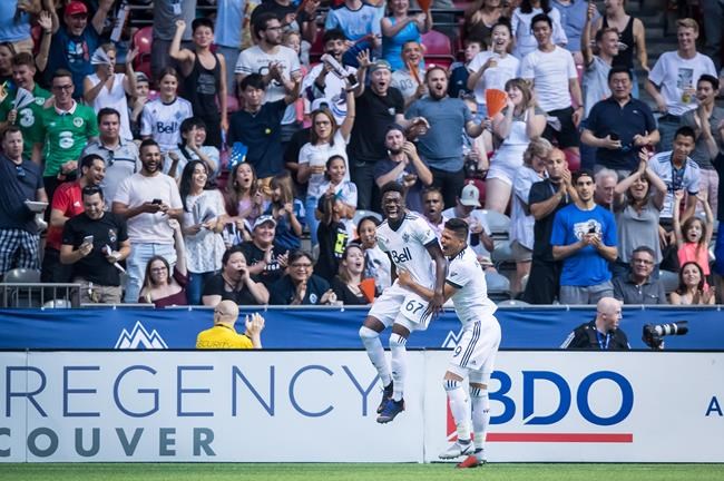 Alphonso Davies tallies two goals, two assists in Whitecaps 4-2 win | iNFOnews.ca