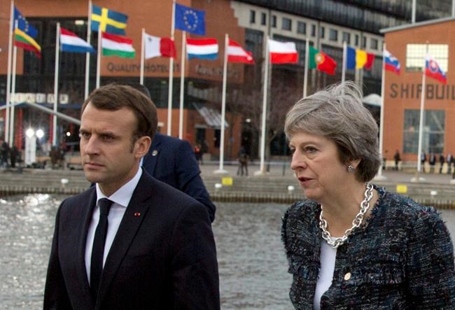 'Macron effect' fuels Paris bid for post-Brexit business | iNFOnews.ca 'Macron effect' fuels Paris bid for post-Brexit business | iNFOnews.ca