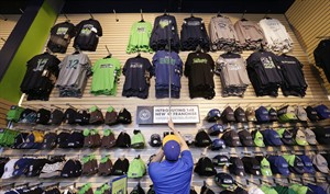 Days later, fans find it still tough coming to grips with sudden Seahawks' loss in Super Bowl | iNFOnews.ca CP31752413